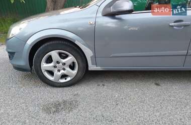Универсал Opel Astra 2007 в 