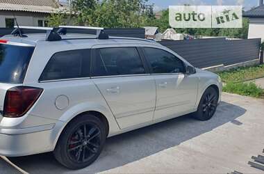 Универсал Opel Astra 2005 в 
