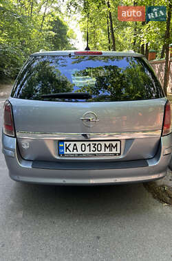 Универсал Opel Astra 2007 в 