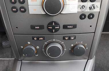 Універсал Opel Astra 2006 в 