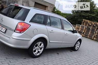 Універсал Opel Astra 2006 в 