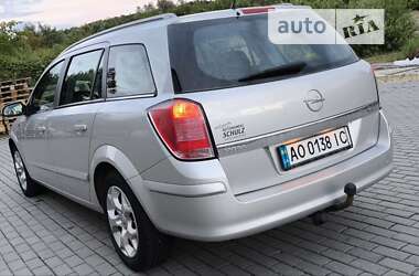 Універсал Opel Astra 2006 в 