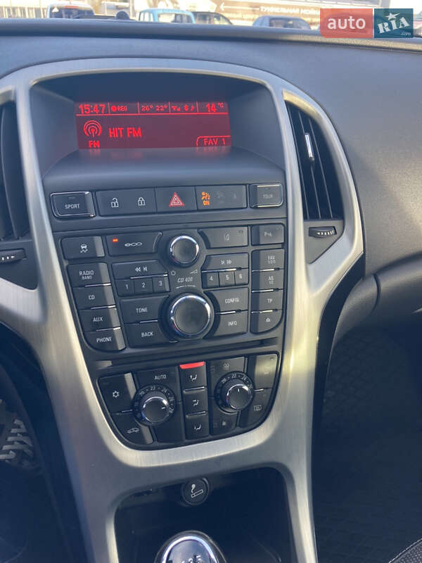 Хетчбек Opel Astra 2013 в Києві