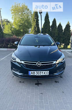 Универсал Opel Astra 2017 в Виннице