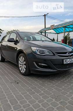 Универсал Opel Astra 2013 в Березному
