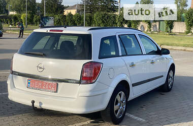 Універсал Opel Astra 2009 в Бродах