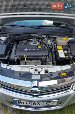 Универсал Opel Astra 2007 в 