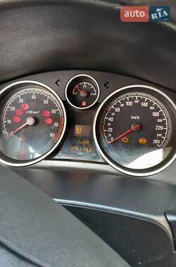 Универсал Opel Astra 2007 в 