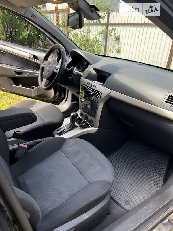 Хэтчбек Opel Astra 2007 в Харькове