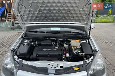 Универсал Opel Astra 2004 в 