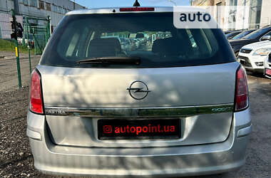 Универсал Opel Astra 2010 в Сумах