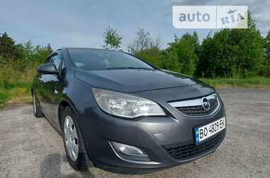 Хэтчбек Opel Astra 2010 в Львове