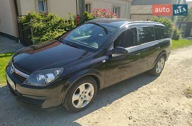 Универсал Opel Astra 2006 в Ровно