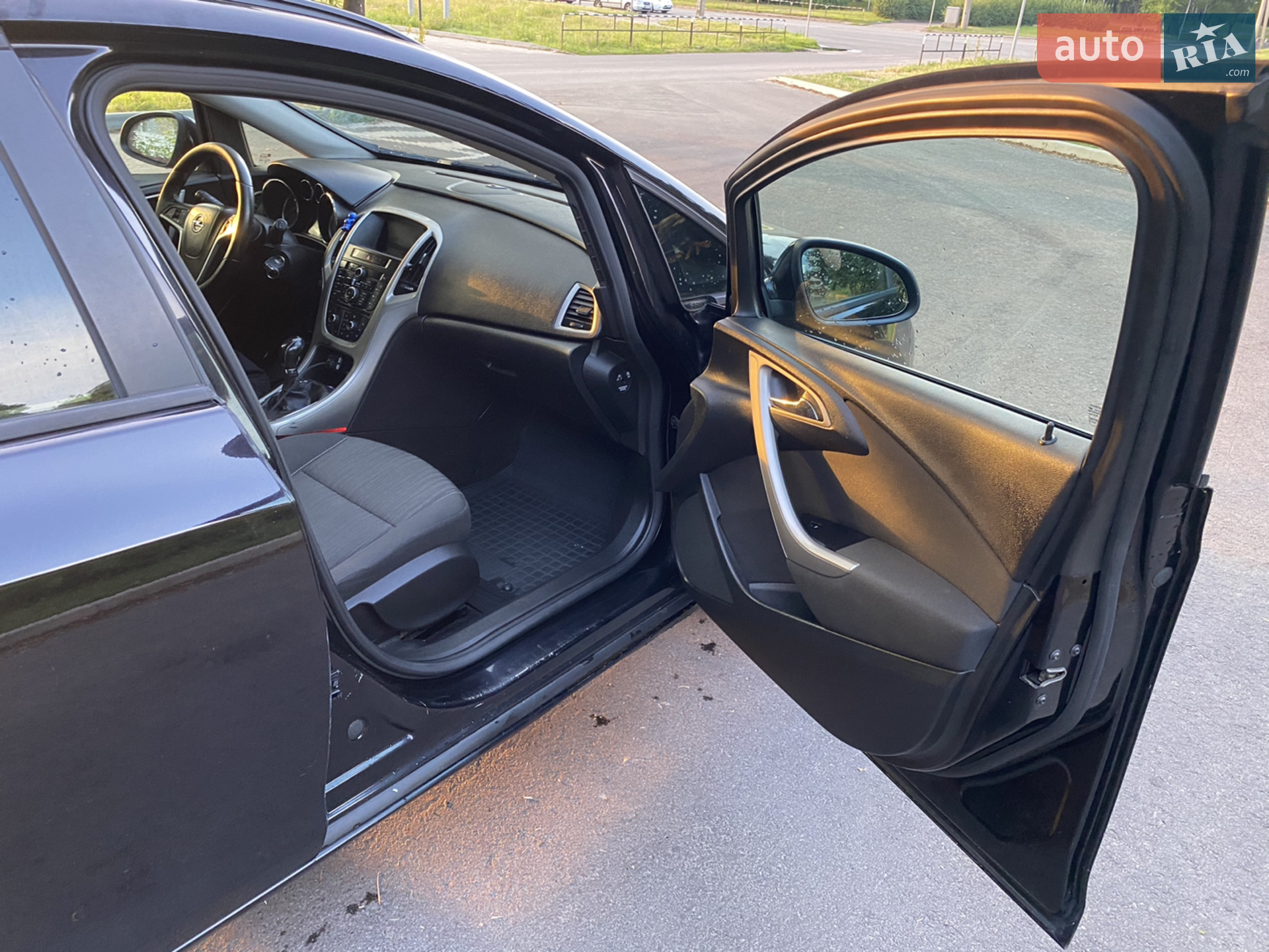 2011 Opel Astra - мініатюра 29