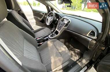 Хетчбек Opel Astra 2010 в Радивиліві