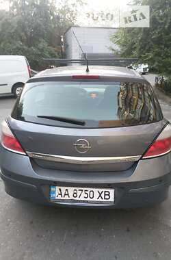 Хетчбек Opel Astra 2004 в Києві