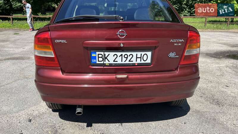 Хэтчбек Opel Astra 1999 в Сумах