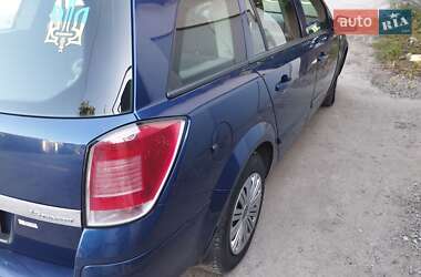 Универсал Opel Astra 2006 в 