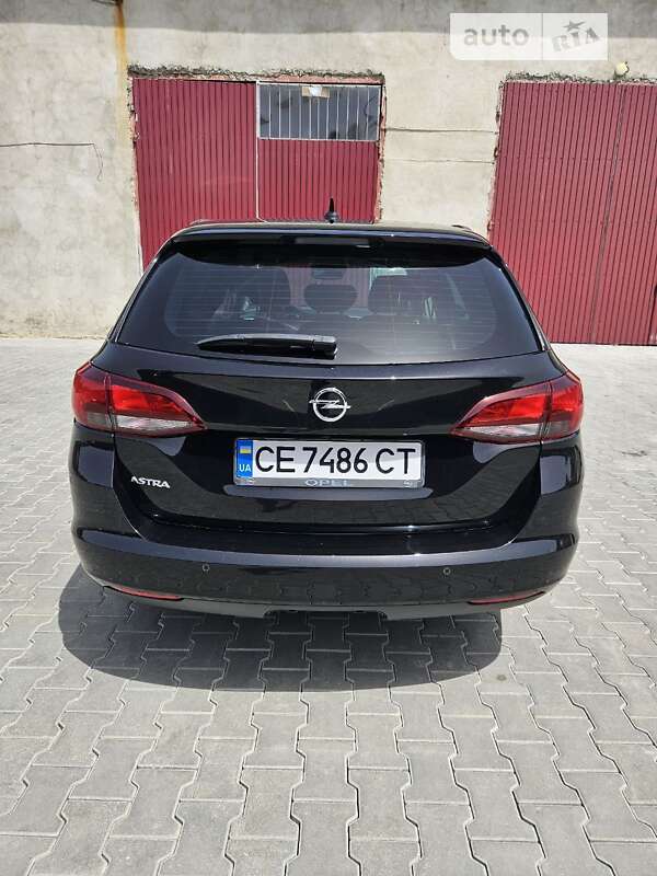 Универсал Opel Astra 2017 в Черновцах