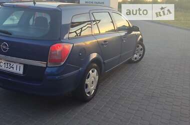 Универсал Opel Astra 2004 в Яворове