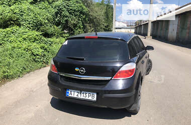 Хэтчбек Opel Astra 2006 в Киеве