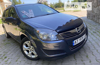 Універсал Opel Astra 2009 в Калуші