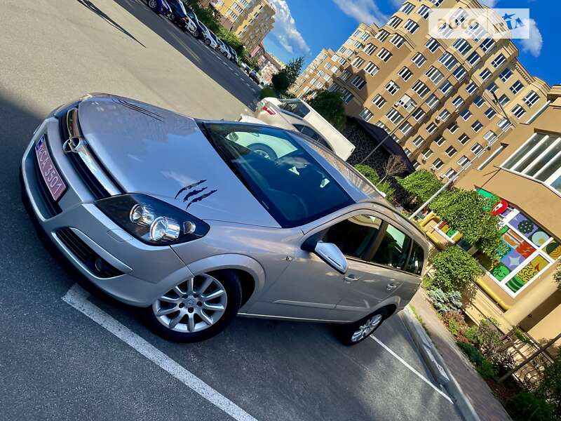 Універсал Opel Astra 2006 в Києві