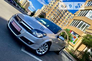 Універсал Opel Astra 2006 в Києві