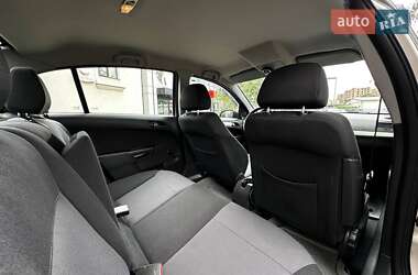 Седан Opel Astra 2008 в 