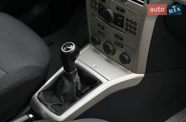 Седан Opel Astra 2008 в 
