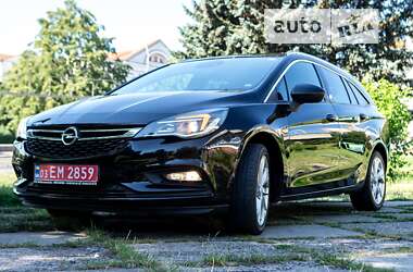 Универсал Opel Astra 2018 в Виннице