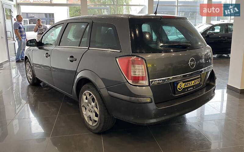 Универсал Opel Astra 2010 в Шептицькому