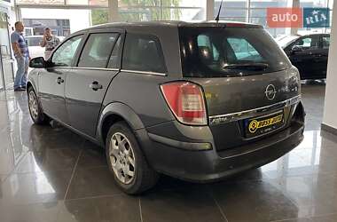 Універсал Opel Astra 2010 в 
