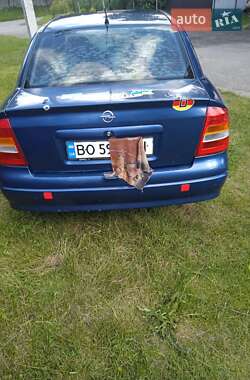 Седан Opel Astra 2002 в 