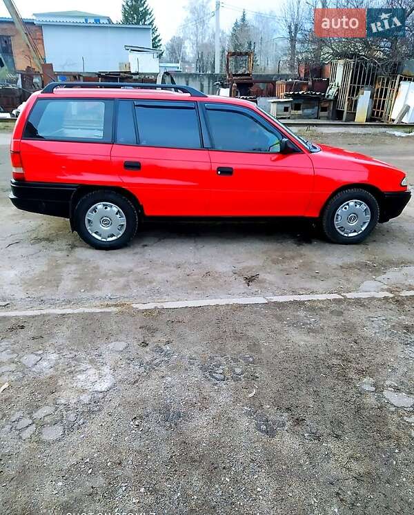 Универсал Opel Astra 1994 в Сумах