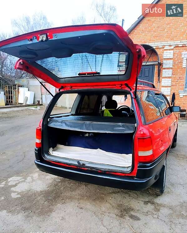 Универсал Opel Astra 1994 в Сумах