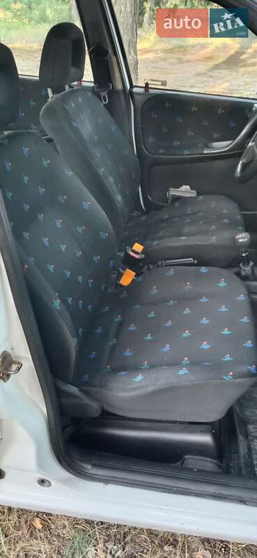 Універсал Opel Astra 1994 в Дніпрі