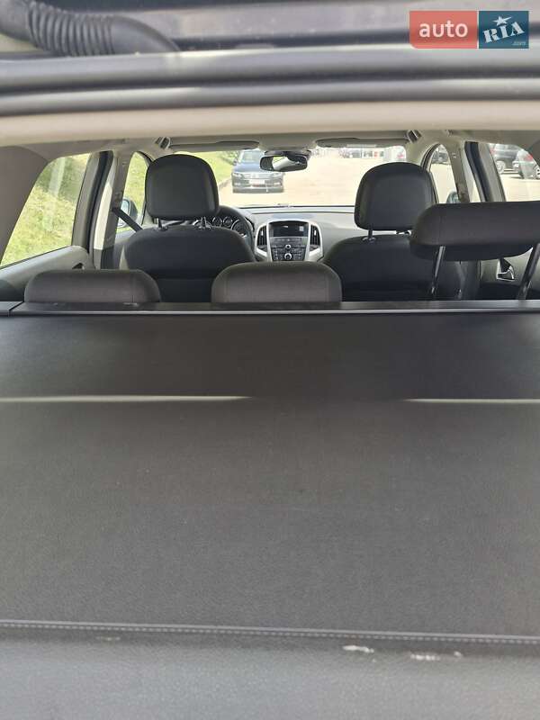 Універсал Opel Astra 2012 в Рівному фото 6 Універсал Opel Astra 2012 в Рівному