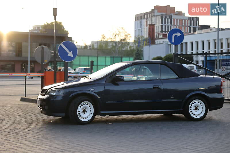 Кабріолет Opel Astra 2002 в Львові