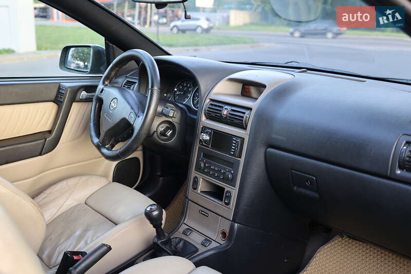 Кабріолет Opel Astra 2002 в Львові