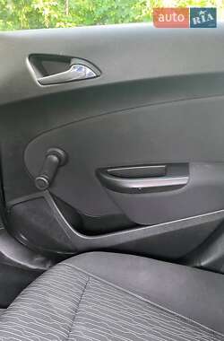 Универсал Opel Astra 2013 в 