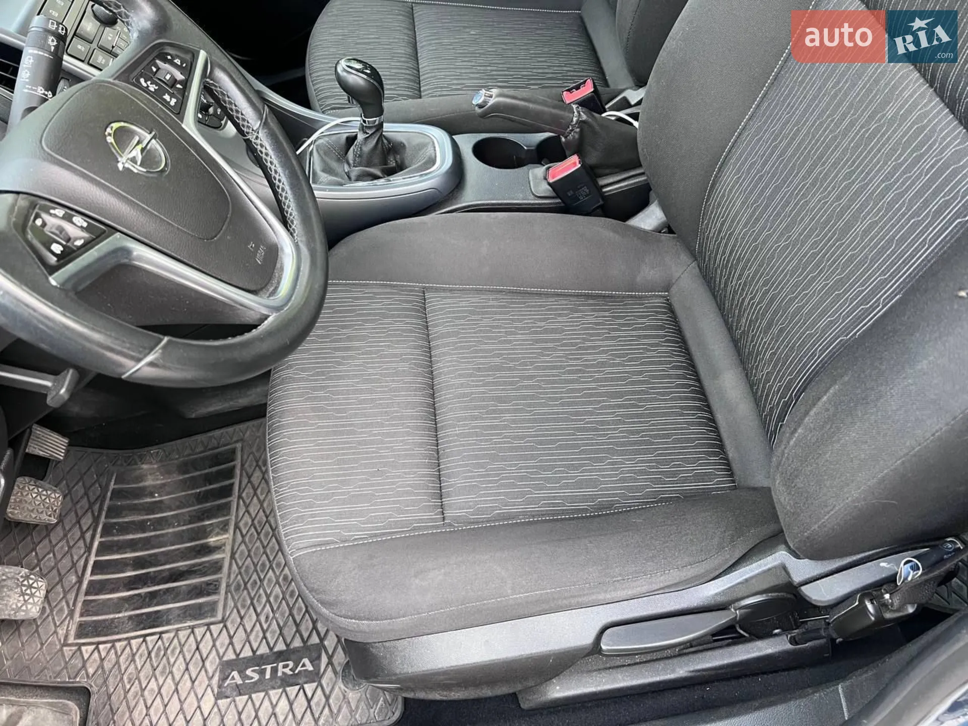 2013 Opel Astra - мініатюра 32