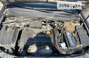 Универсал Opel Astra 2005 в 