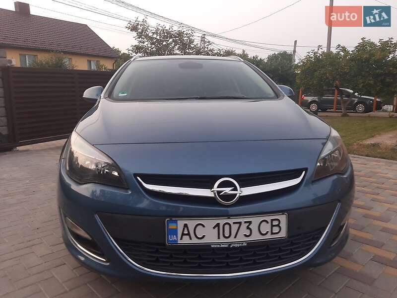 Универсал Opel Astra 2014 в Луцке