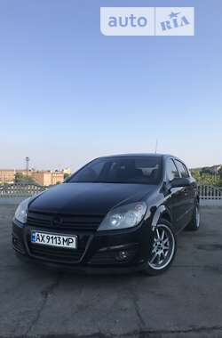 Хэтчбек Opel Astra 2005 в Харькове