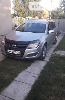 Универсал Opel Astra 2010 в Бердичеве