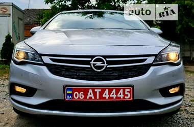 Універсал Opel Astra 2018 в Бердичеві