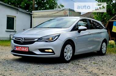 Універсал Opel Astra 2018 в Бердичеві