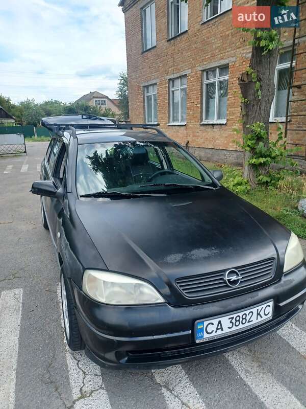 Универсал Opel Astra 2000 в Корсуне-Шевченковском