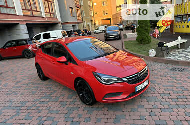 Хетчбек Opel Astra 2016 в Івано-Франківську